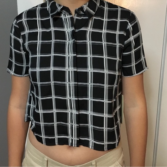 CROPPED PLAID BLOUSE - Picture 1 of 4